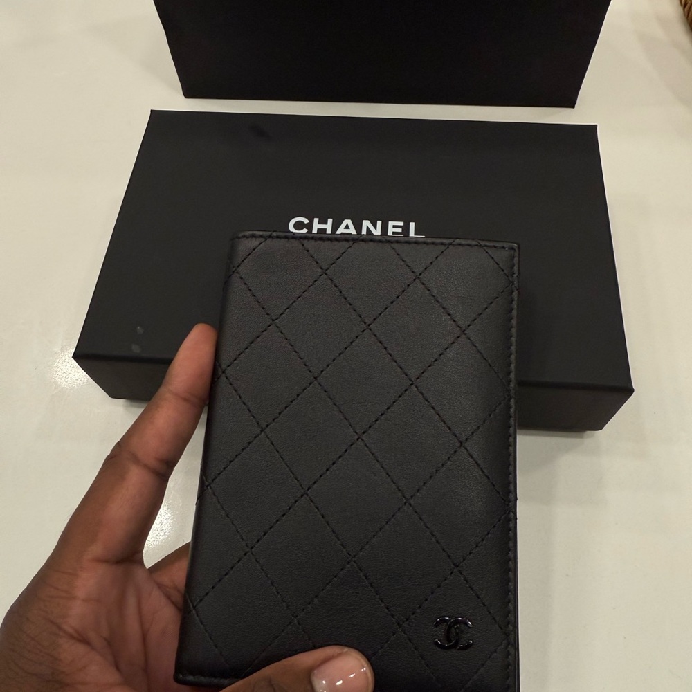 CHANEL Black Quilted Card Holder